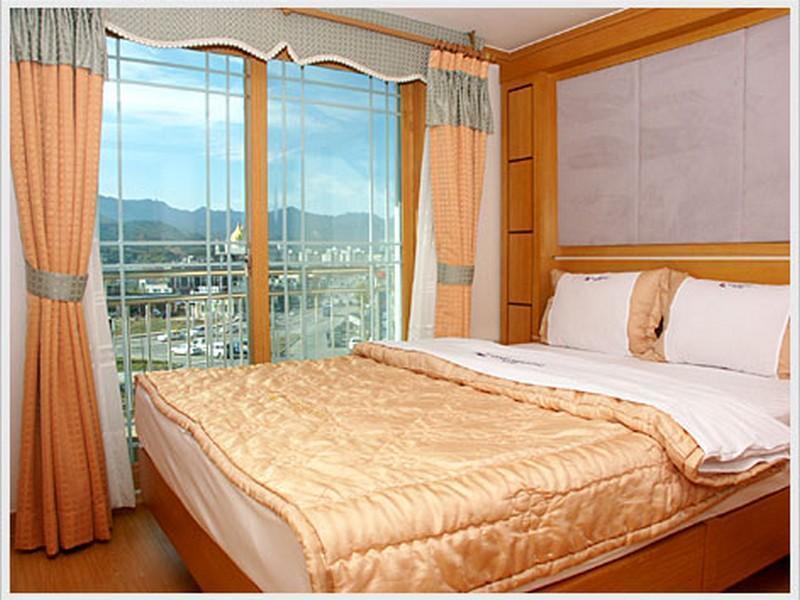 Good Morning Family Hotel Sokcho Exterior photo