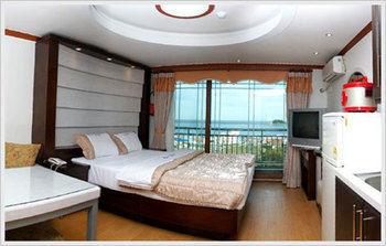 Good Morning Family Hotel Sokcho Exterior photo